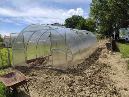 Attēls Modulārā metāla siltumnīca GAUDI 4 m platumā, 40x20 mm rāmis